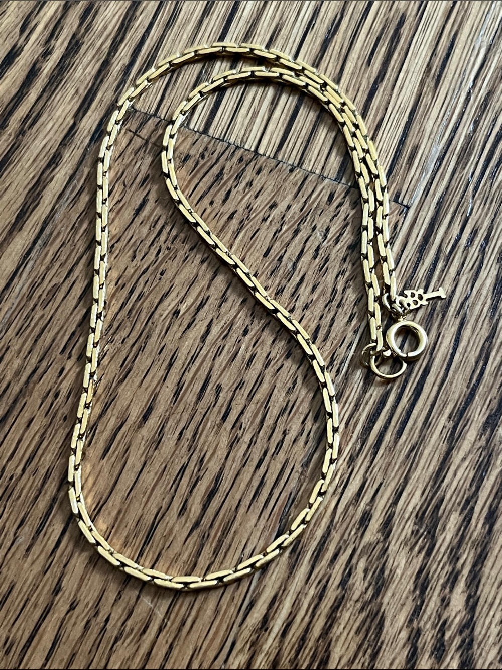 Vintage Trifari Gold Toned Chain with Hang Tag